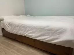 매트리스와 프레임 함께 구매했습니다. 매트리스는 기존에