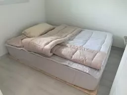 원래 q5 퀸을 사려고 목동 쇼룸가서 누워보고 q7로 