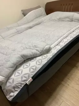 친구집에서 누워보고 완전좋았는데 집에 매트리스가 있어서