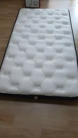 쇼룸 가서 직접 보고 결정하려고 했는데 경도나 사이즈 