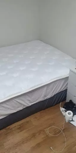 저는 원래 쓰던 매트리스를 아래 깔고 M3를 올려뒀어요