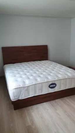 결혼하게 되면서 신혼 살림으로 침대가 가장 고민이 되더