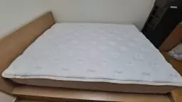 m5 쇼룸에서  누워보구 구매했어요
쿠션감도 좋구  흔