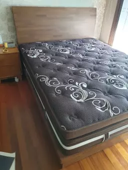 허리 염좌로 통증이 심해져서 바닥 생활을 청산하기 위해