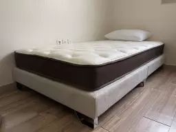일산 쇼룸에서 누워보고 구매했어요! 처음에는 토퍼를 사