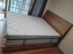 침대를 바꿀려고 여러군데를 알아보던 중 큰딸이 요즈음 