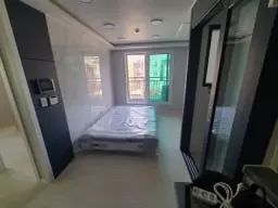지정된 배송일에 정확히 도착했고 포장상태도 좋았어요
1