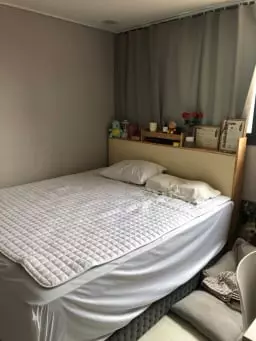 신혼집에 쓸 침대를 고민 많이 했어요. 에**, 시**