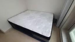 이사를 하면서 침대를 새로 구매해야해서 가벼운 마음으로