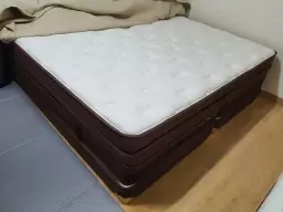 여행을 다니다보니 잠자리가 바뀔때마다 어디서는 잠을 설
