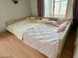 신혼침대에 이어 아기와 함께 지낼 패밀리 침대로 베스트