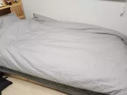  베스트슬립 매장을 방문해서 프레임과 매트리스를 구매하