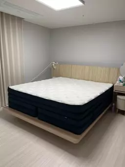 체험관에서 체험하고 샀는데 
적당히 탄탄하면서도 푹신하