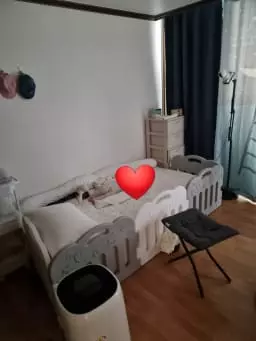 아기 신생아원목침대 쓰는데 아기가 7갤이 되더니 침대가