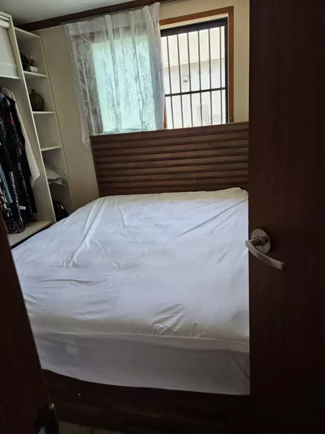 기존에 홈쇼핑에서 구매해서 썼었는데 프레임도 금방 망가