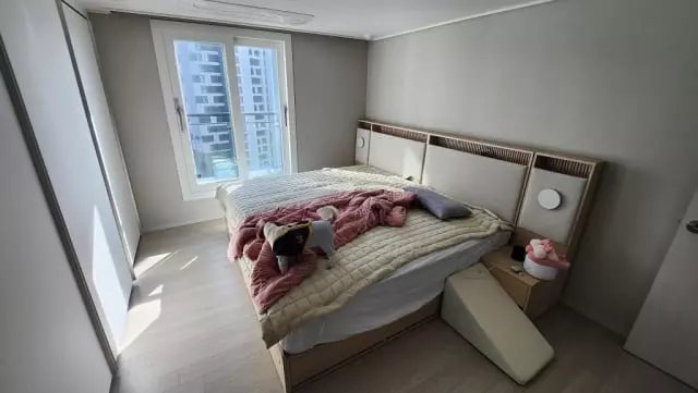 새집 이사오면서 산 침대입니다.

가성비 좋다고 해서 