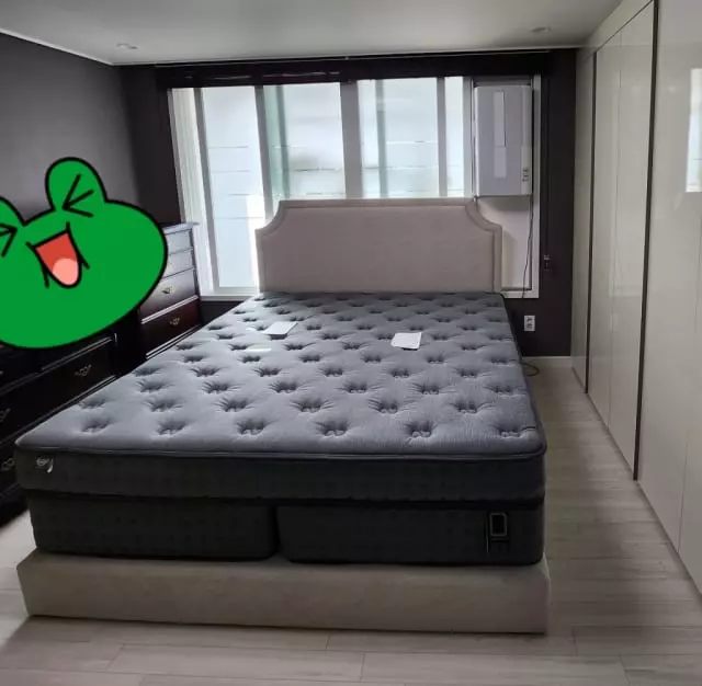 안녕하세요! 구매후기 남겨 봅니다. 

집 근처에 마침
