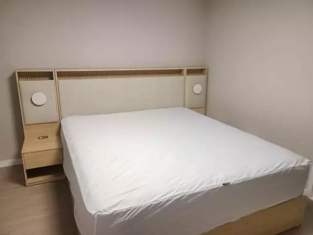 매장에서 누워보고 너무 푹신해서 그 날 바로 계약했어요