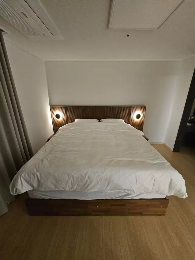 작년에 결혼한 지인에게 추천받아서 베스트슬립 쇼룸 가서
