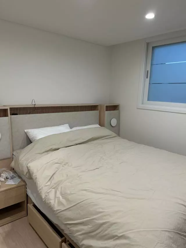 혼수가구 알아보다가 친구추천으로 브랜드리스 추천받았어요