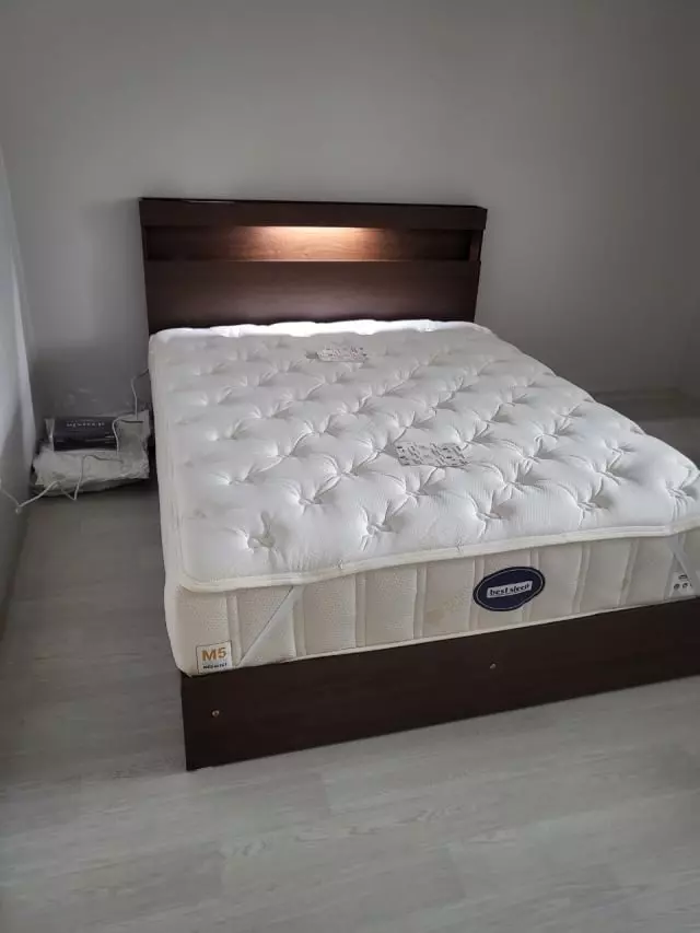 회사 동료가 최근에 혼수로 베스트슬립 교룸에 가서 직접