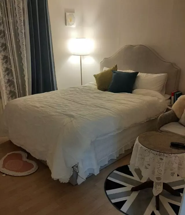 이사 후 새 침대를 사기위해 많이 알아보다가
지인의 추