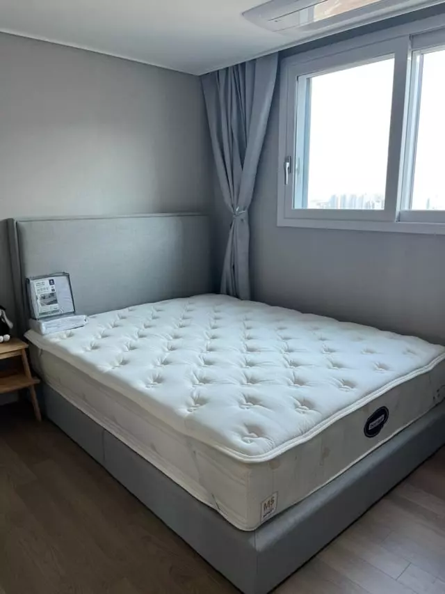 신혼침대를 알아보던 중 혼자 살때부터 퀵슬립매트리스를 