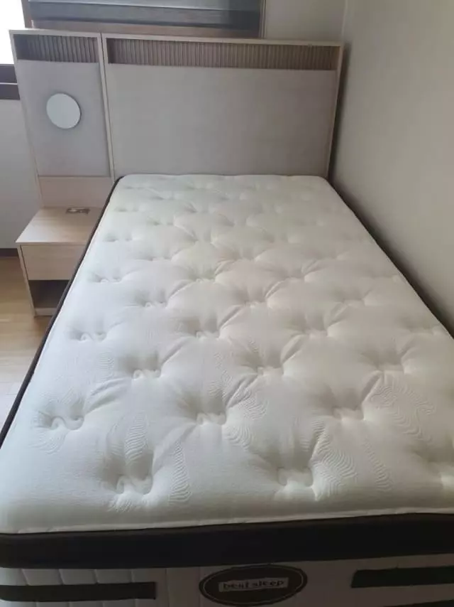 침대가 필요해서 이곳저곳 많이 돌아다녀봤어요 유명한 브