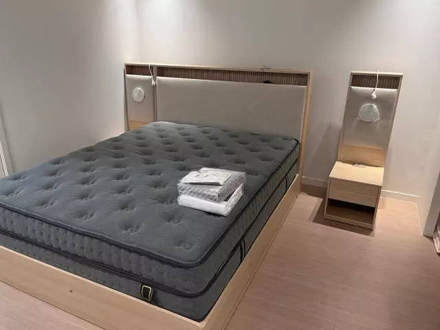 이사로 브랜드리스 모피어스 매트리스 구매했어요.
적당히