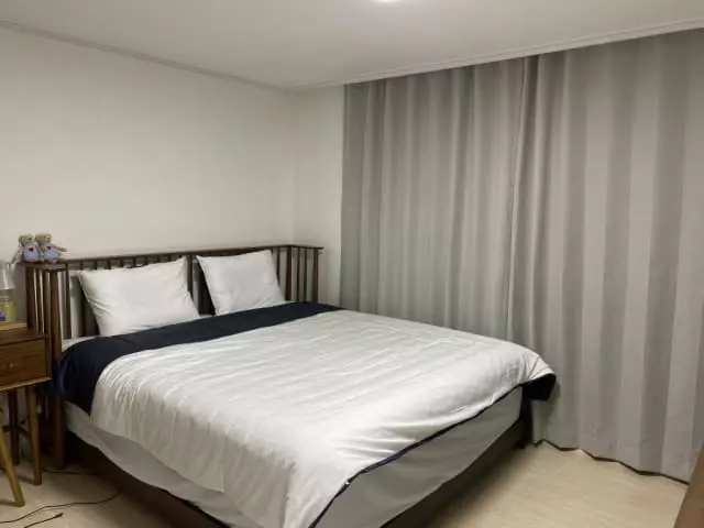 우선 저 요 프레임은 저희 화장대랑 찰떡이라 너무 만족