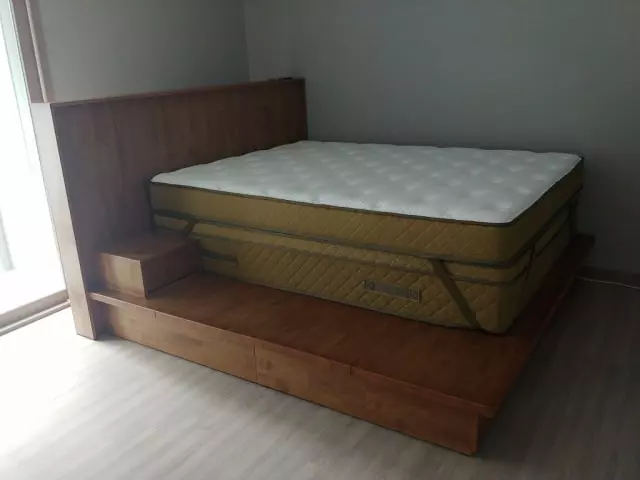 매트리스P7에 침대프레임 루시드월넛원목, 외
관이 예쁘