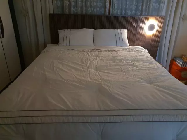 안녕하세요~^^
이사를 하게되면서 침대를 바꿔보고자 여