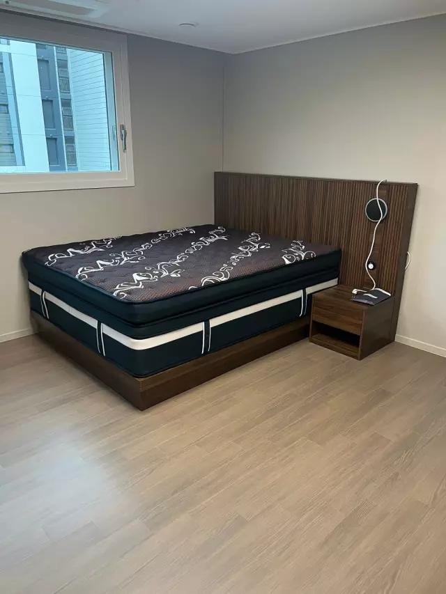 와이프될분이랑 같이 침대를 찾던 도중에 제가 베스트슬립
