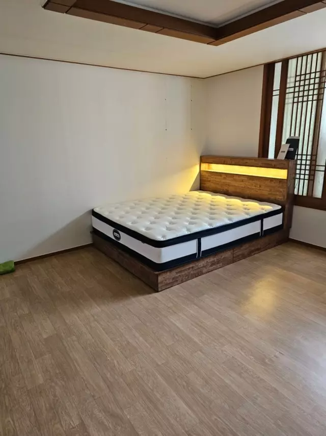원래 부모님이 가구점을 하셨기에 매트리스에 좀 까다로운