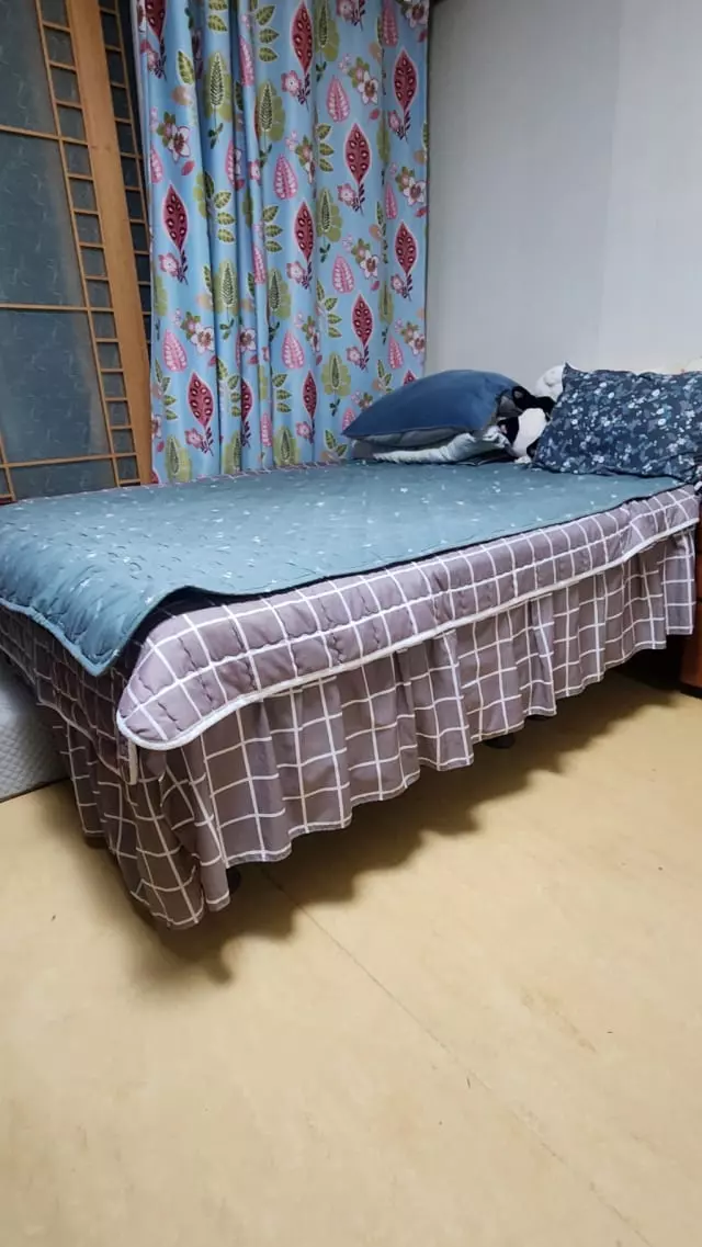허리가 안좋아 매트리스를 바꾸기위해 쇼룸가서 이리저리 