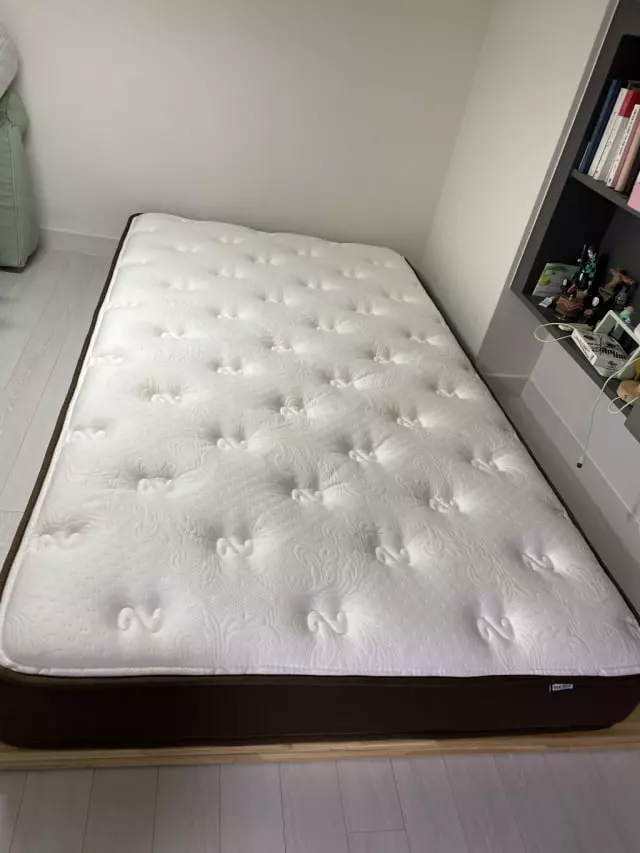 복층 오피스텔에서 거주 중인데, 마침 토퍼가 오래되고 