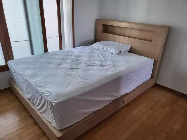 이사로 인해 여러 침대를  검색하고 고민했지만 지인의 