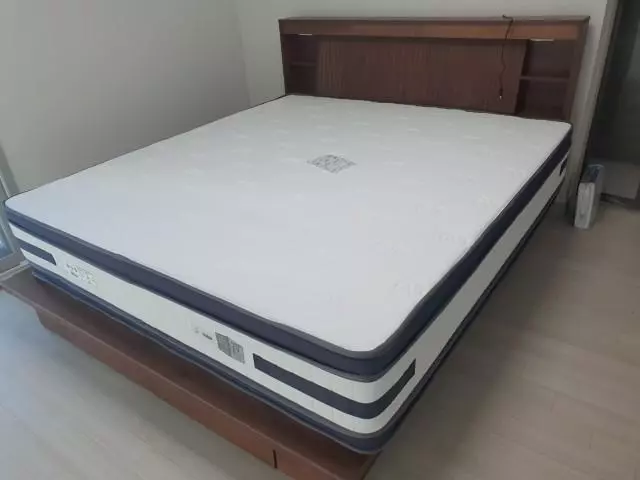 원하는대로 탄탄하고 엄청 좋네요
라지킹 선택하기를 잘한