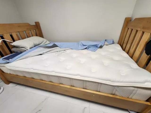 계약하고 3주 좀 더 걸려서서 도착했네요.
아이가 하루