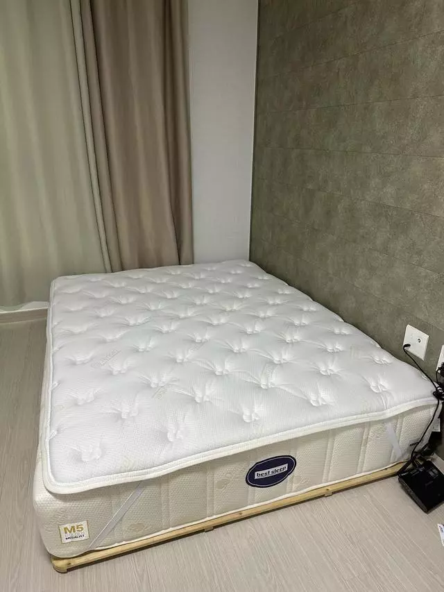 이사하고 집에 침대가 없어서 매트리스 어떤거 살까 고민