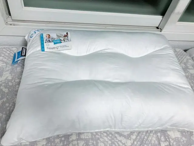 평소 자세가 많이 틀어져있고, 목이 예민해서 잘때 조금