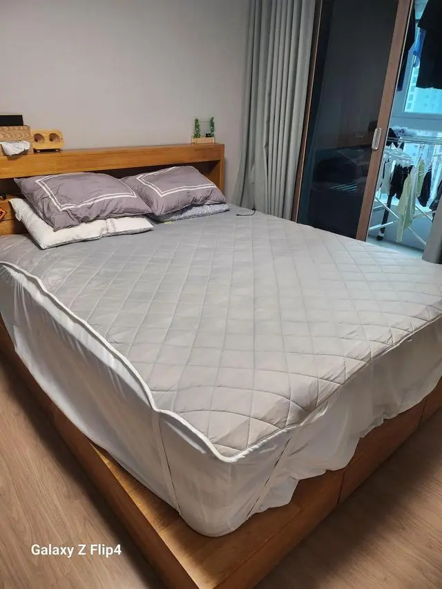 매트리스가 7년쯤 되다보니 크기도 너무작고, 너.무 소