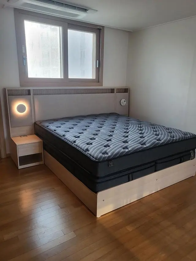 저는 베스트슬립 안산점에서 구입했어요~!

결혼하고 신