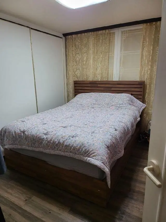 돌침대에 주무시다가 이제는 바닥 생활이 힘드시고 허리와