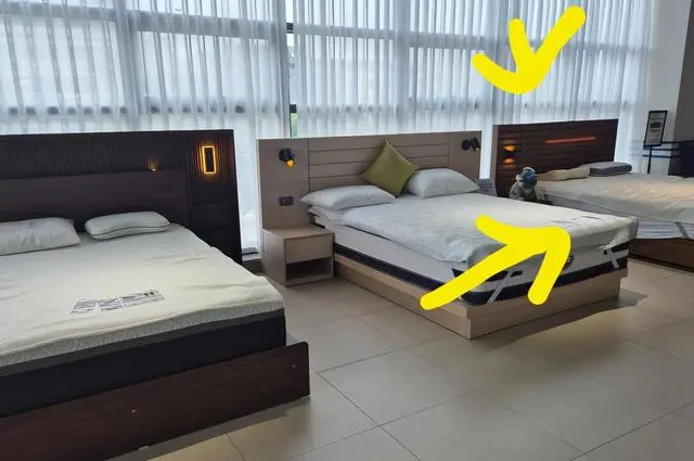 처음에 생각한 프레임은 다른(?) 멀바우 제품이었는데 
