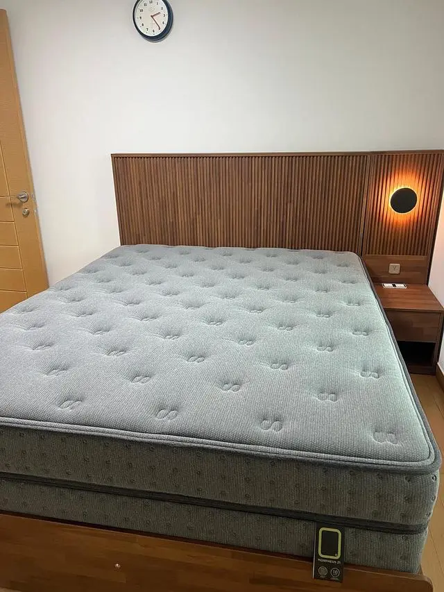 엊그제 받고 너무 만족해서 리뷰 남겨봅니다.

탄탄한 