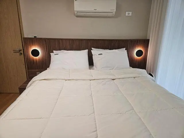 이제 애들 다 키우고 새로운 침대로 바꿔야 할꺼 같아서