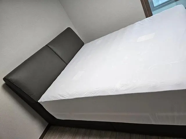 기다리던 침대가 드디어 어제 도착했어요!

배송 기사님