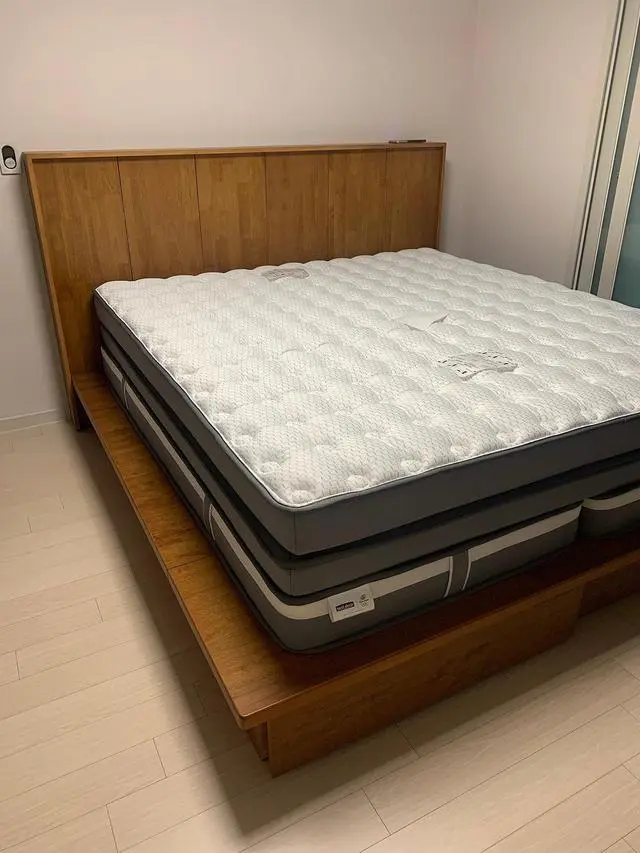 침대 뭐 살지 백화점부터 온갖 브랜드 매장에서 수없이 