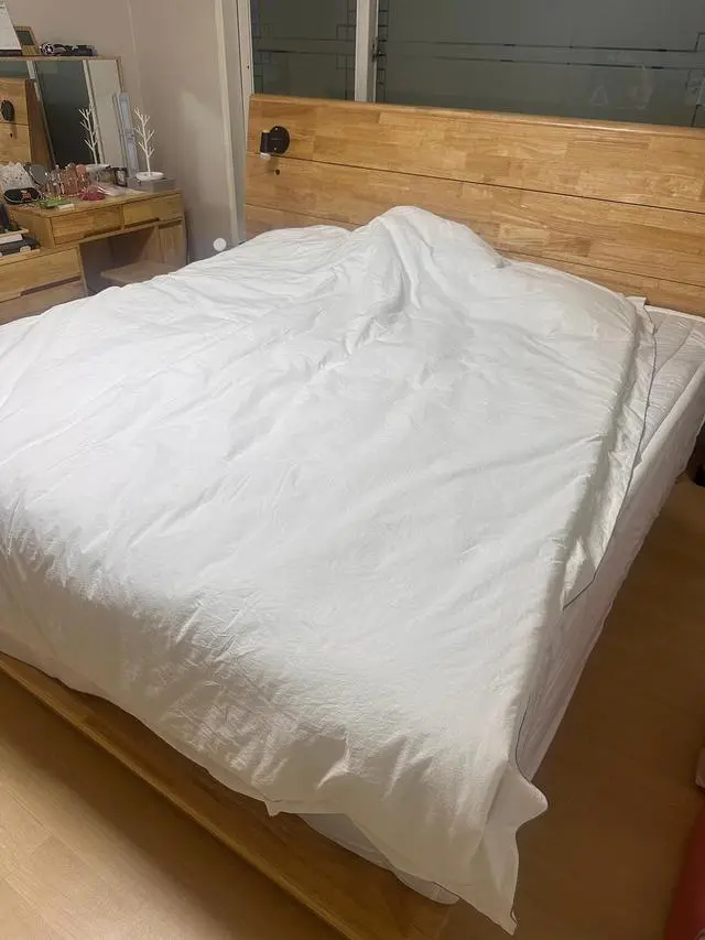 퀵슬립 3000 라지 킹 사이즈로 구입했습니다.
프레임